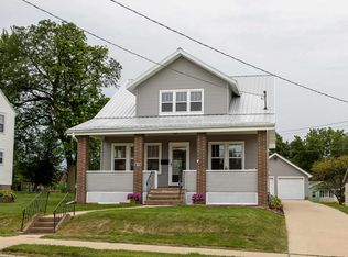 1915 Asbury Rd, Dubuque, IA 52001