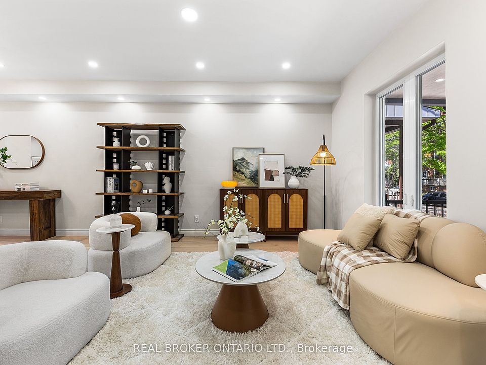 1st image of 806 Gladstone Ave