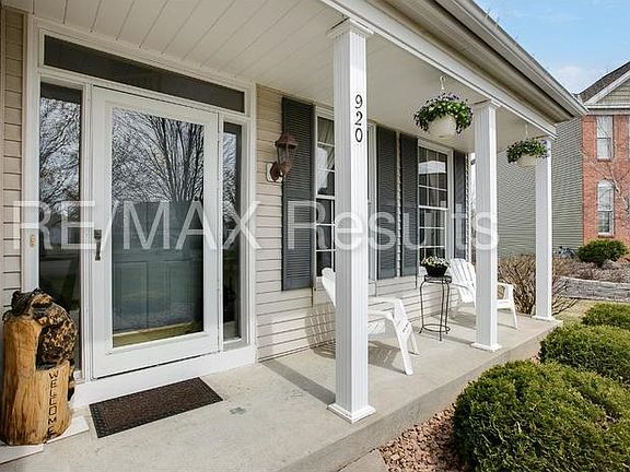 2nd image of 920 Briar Glen Ln #0