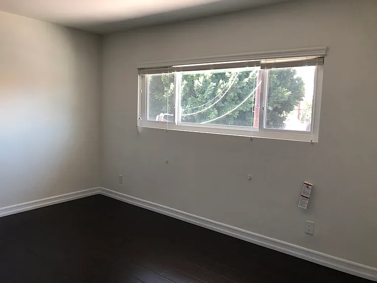 2492 W Avenue 32 #A — Photo 7