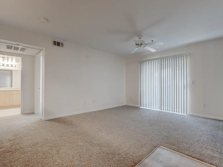 6955 N Durango Dr #3032 — Photo 2