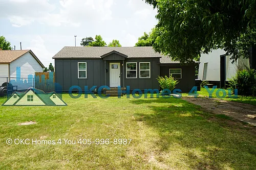 7118 NW 43rd St Photo 1