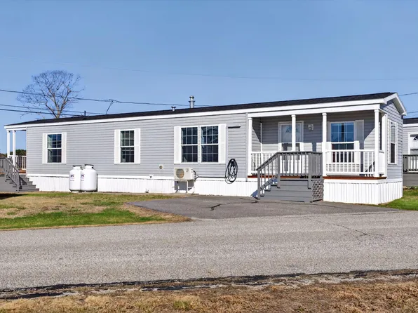 66 Scarponi Drive, Brunswick, ME 04011