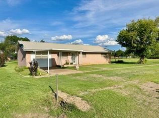 905 Pulitzer St, Silverton, TX 79257