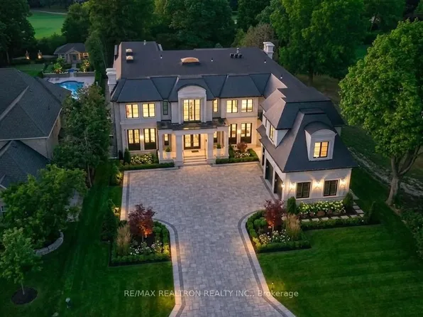 41 Thornbank Rd, Vaughan, ON L4J 2A1