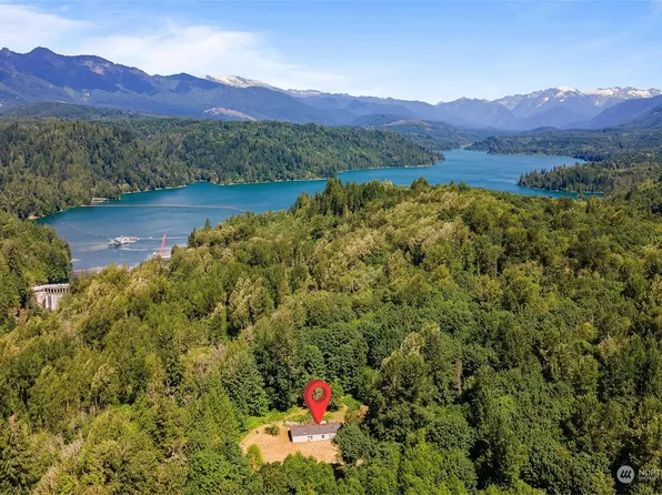 7240 Lake Shannon Road, Concrete, WA 98237