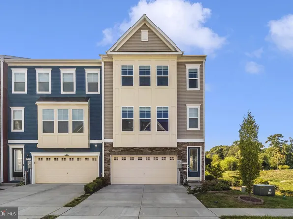 8397 Amber Beacon Cir, Millersville, MD 21108