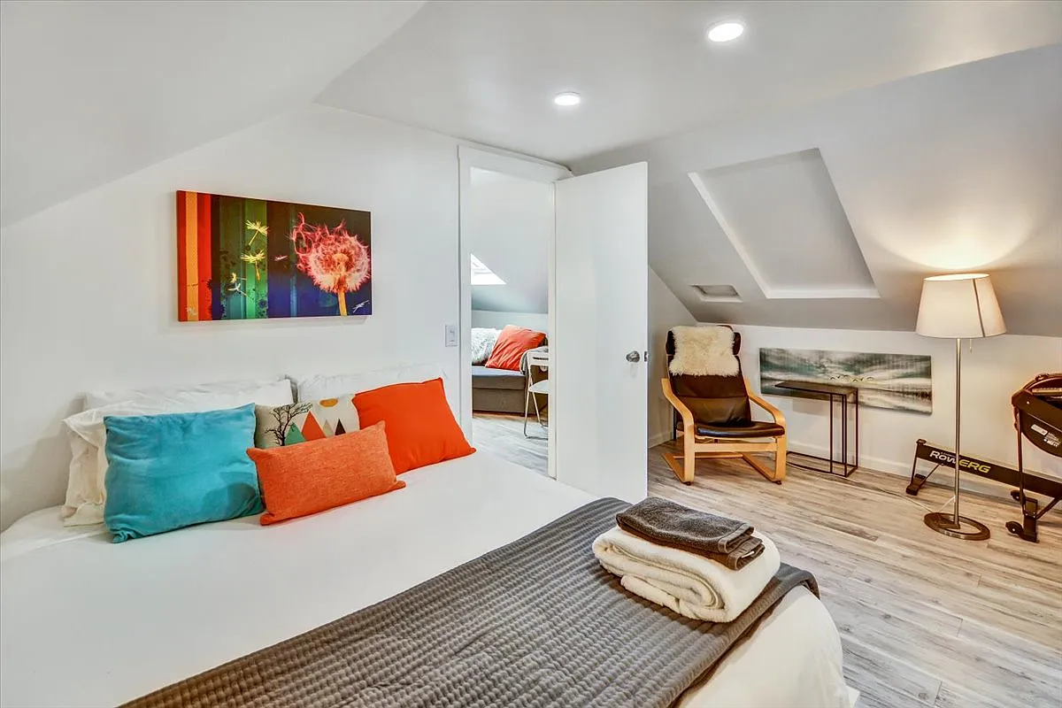 1 bed, 793 sqft, $2,100 — Photo 4