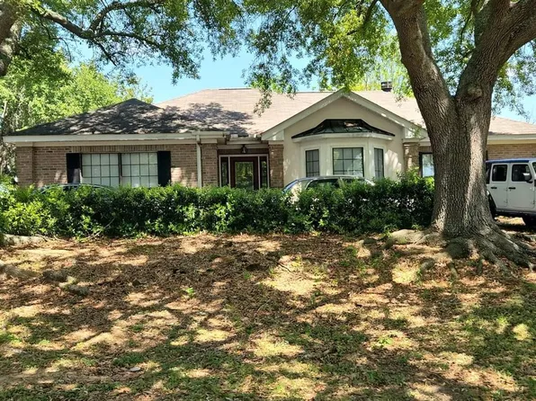 2233 Old Creek Rd, Montgomery, AL 36117