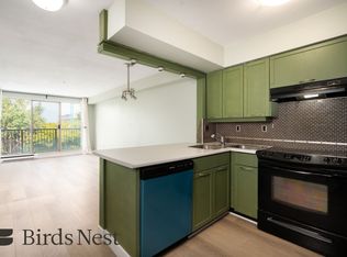 1099 Broadway E #301, Vancouver, BC V6H1E2