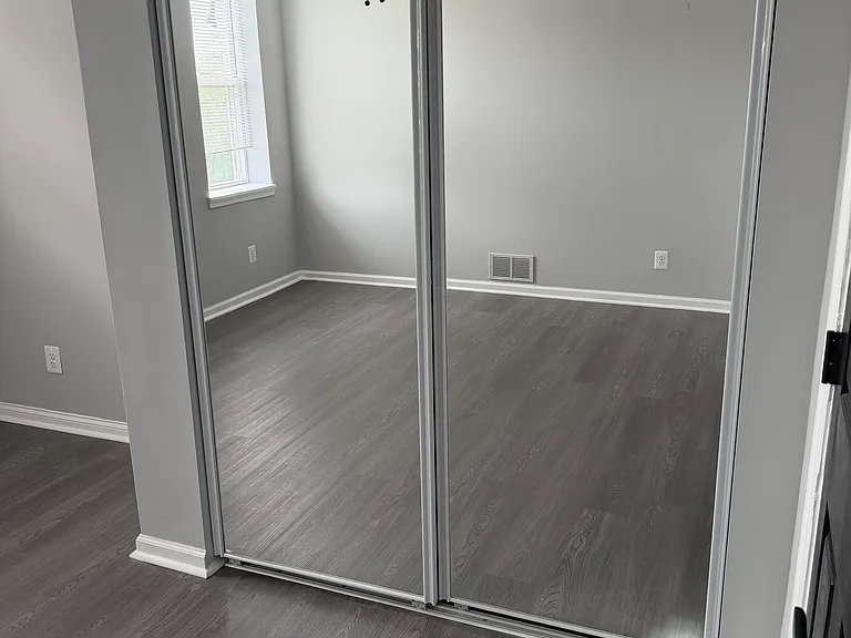 803 Cator Ave — Photo 6