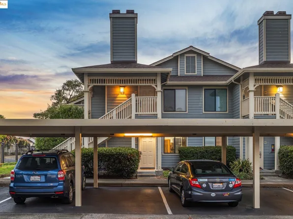 215 Lakeshore Ct, Richmond, CA 94804