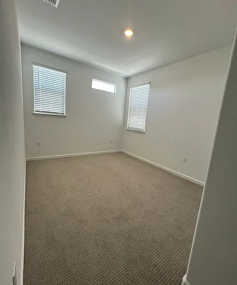 1684 Matmor Rd — Photo 1