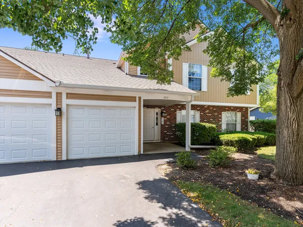 200 Hampshire Ct Unit 201C, Naperville, IL 60565