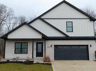 4093 Buttermilk Rd, Lexington, KY 40509