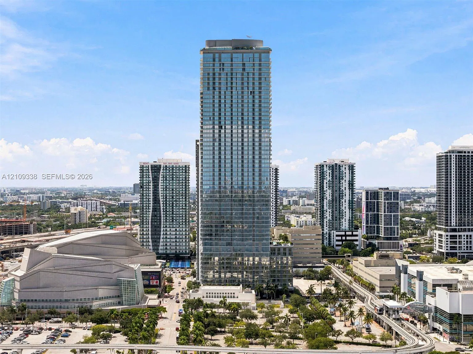 Casa Bella Condominium — Photo 1