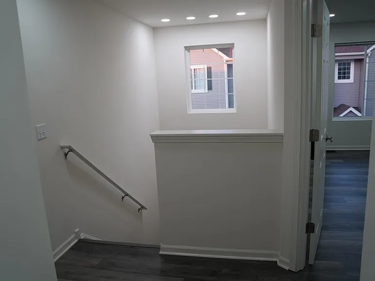 1423 Manning Ave — Photo 16