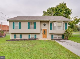 205 Preston Pl, Ranson, WV 25438