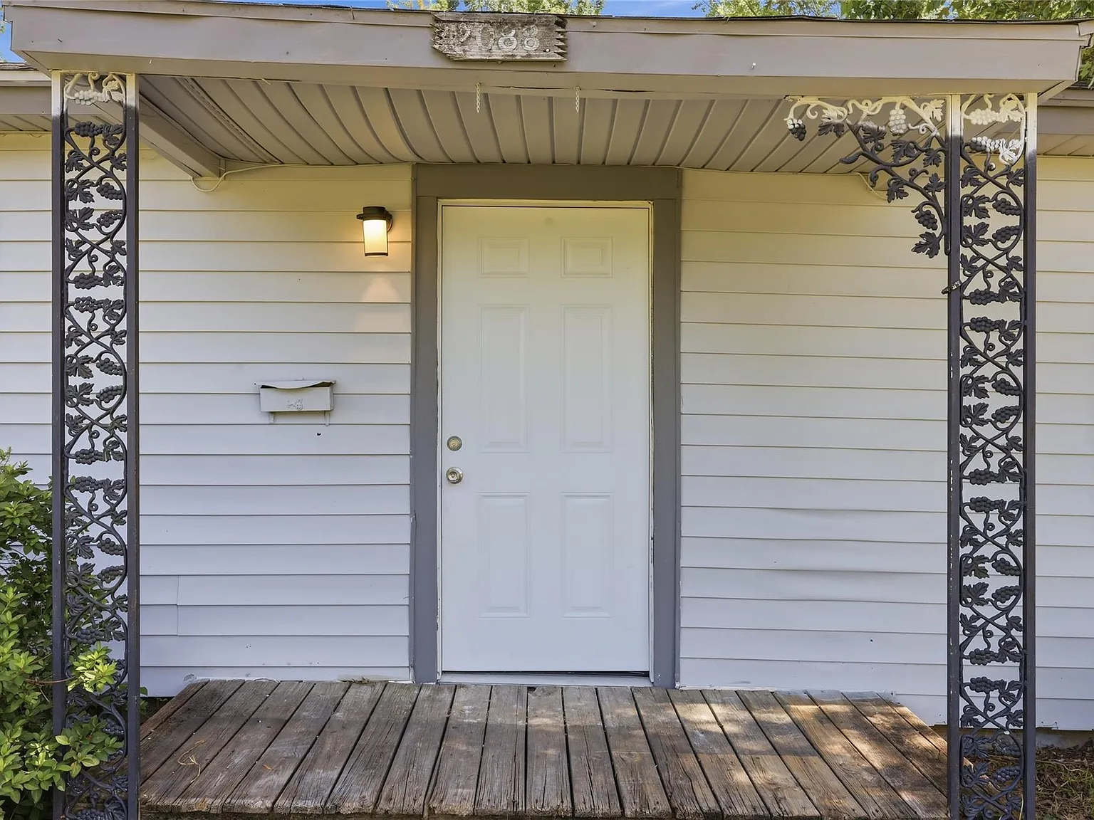 3 bed, 2.0 bath, 1244 sqft, $1,500 — Photo 4