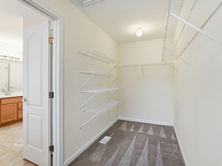 7822 Remington Rd — Photo 42