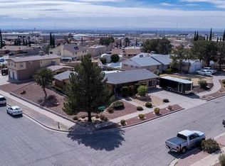 10850 Valle Grande Ct, El Paso, TX 79935