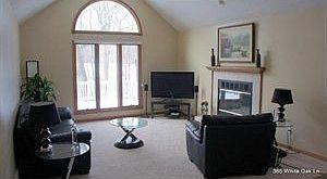 2nd image of 365 White Oak Ln
