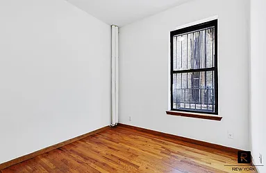 Rented by R New York