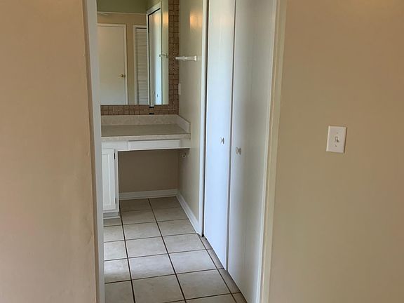 4th image of 6156 Sundew Ct