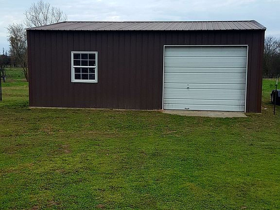 2nd image of 4000 County Road 2322