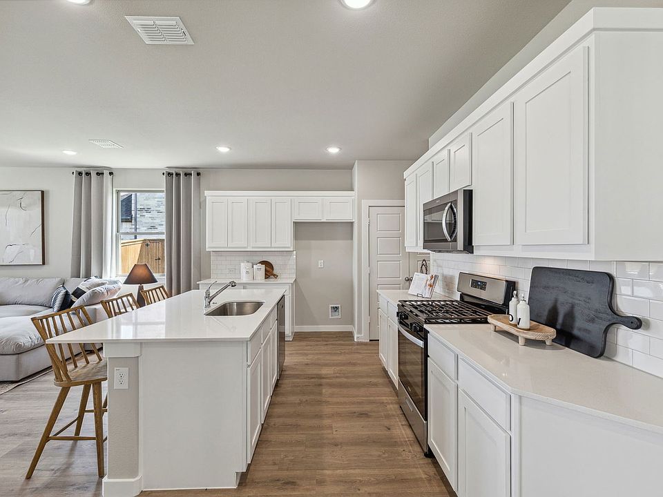 1st image of 405 Rockstream Dr