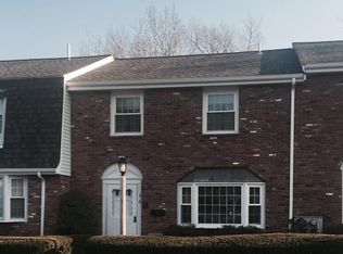 66 Queensboro Ct, Norwood, MA 02062