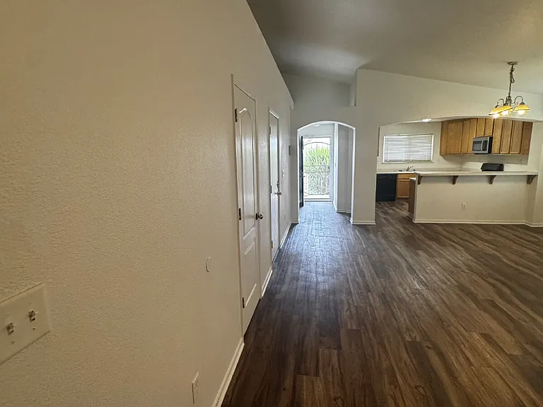 2138 W Solis St — Photo 4