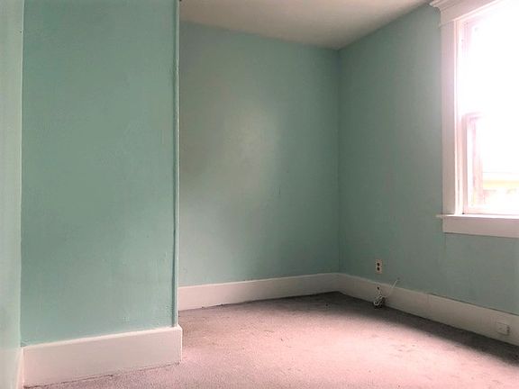 5th image of 442 Wohlers Ave #3