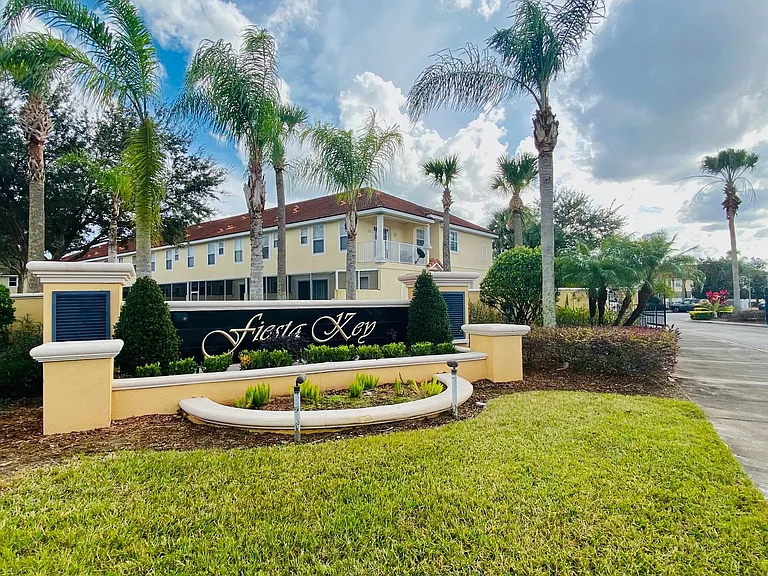 1194 S Beach Cir — Photo 18