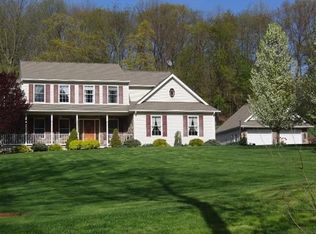 15 Laura Ct, Boyertown, PA 19512