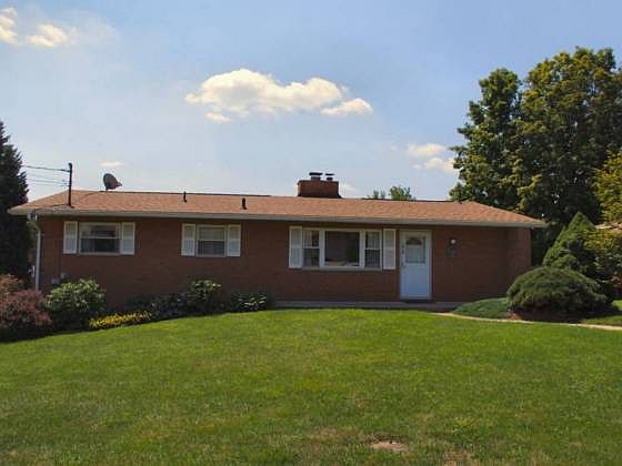 1st image of 1658 Lake Hills Ct