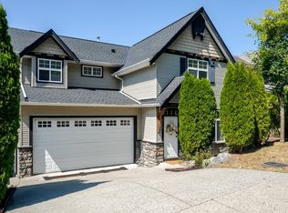 3379 Goldstream Dr, Abbotsford, BC V3G 3B7