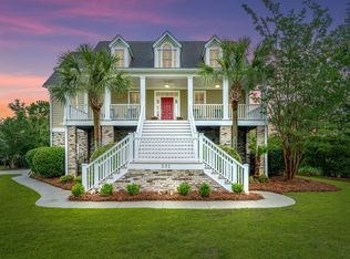 331 Commonwealth Rd, Mount Pleasant, SC 29466