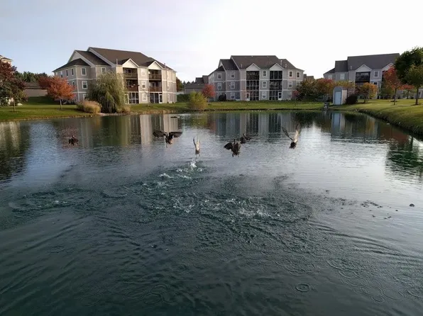 1526 Oakfield Dr, Ann Arbor, MI