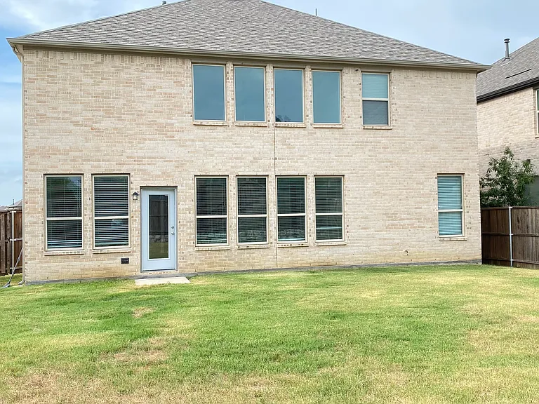 6224 Heron Dr — Photo 17