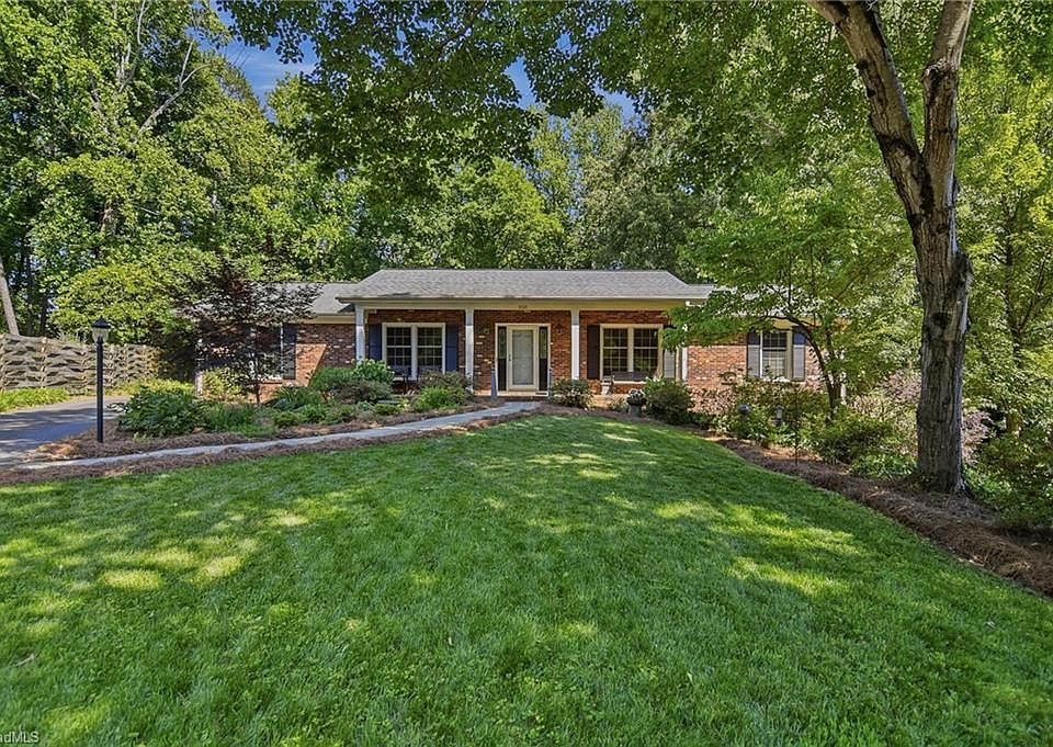 1st image of 350 Westoak Trl
