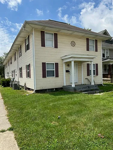 3835 E Washington St Photo 1