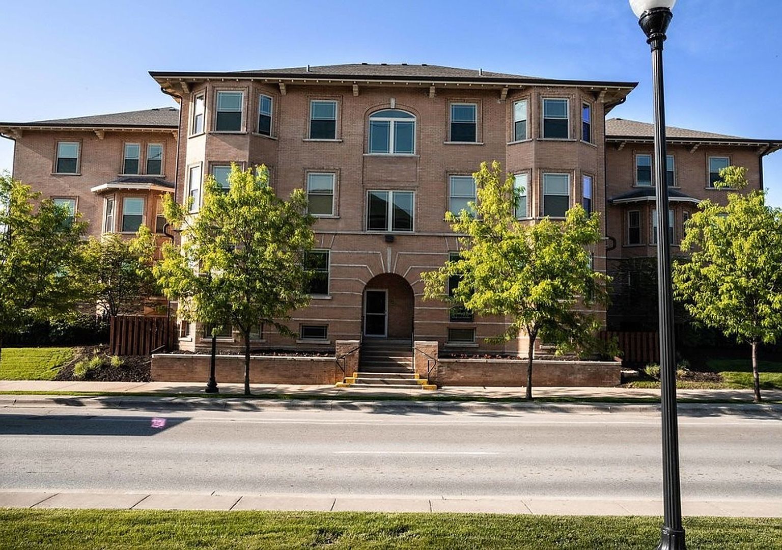 804 Park Ave #302-B1225, Omaha, NE 68105 | Zillow