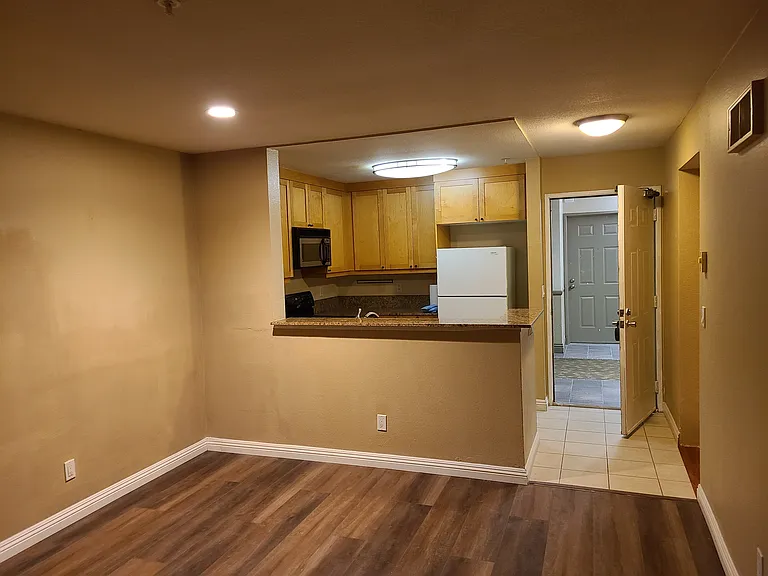 8889 Caminito Plaza Centro #7108 — Photo 2