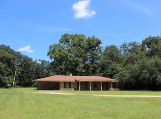 14 Morgan Seal Rd, Picayune, MS 39466