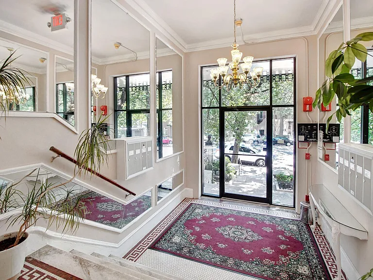 2812 Connecticut Ave NW #2 — Photo 3