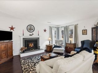 10 Walnut Ct, Rockland, MA 02370