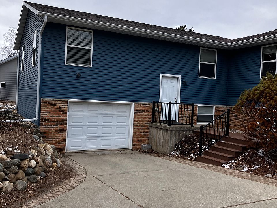 1st image of 7134 Park Shores Ct