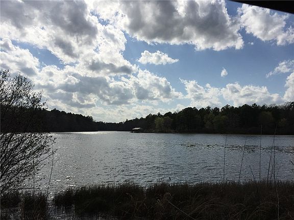 5th image of 933 County Road 1125