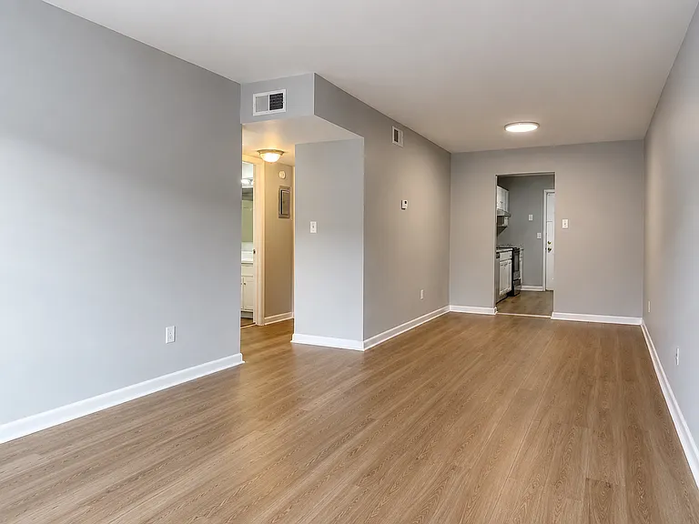 420 Fairfax Dr #C — Photo 20